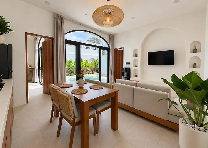 Tropical Sanctuary With Private Pool *